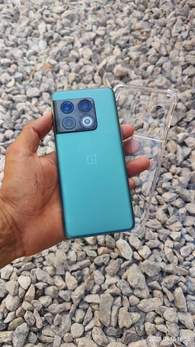 One Plus 10 Pro