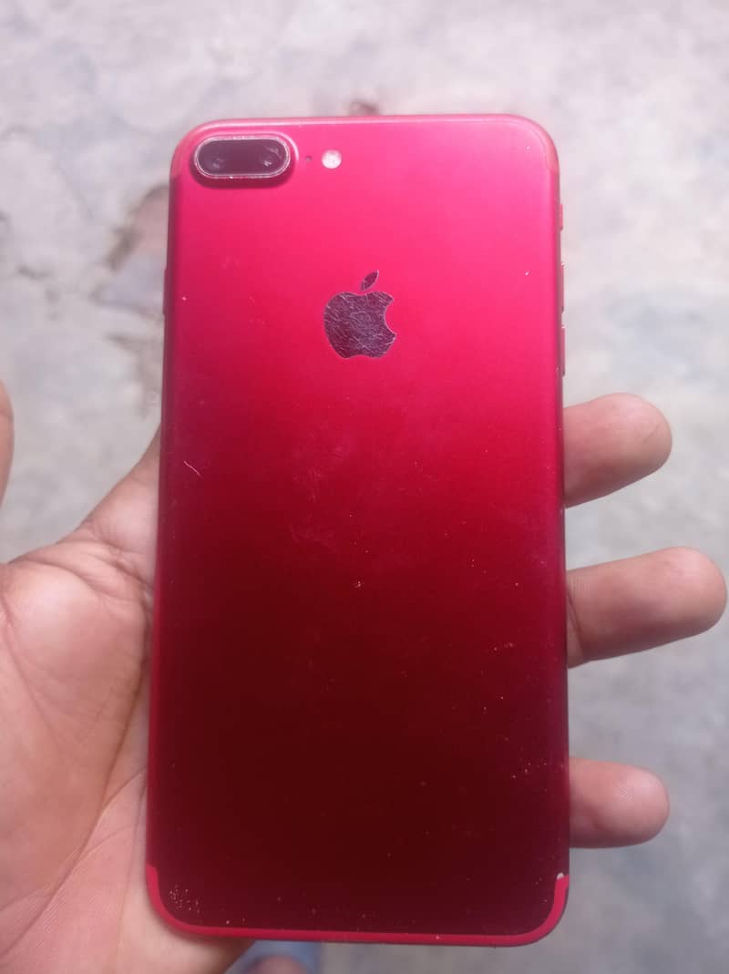 Apple iPhone 7 Plus 6