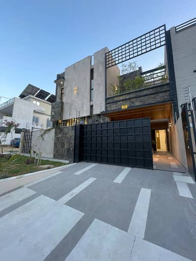10 Marla Ultra Luxury Modern House With 8 Marla Exta land Block E B-17 Islamabad