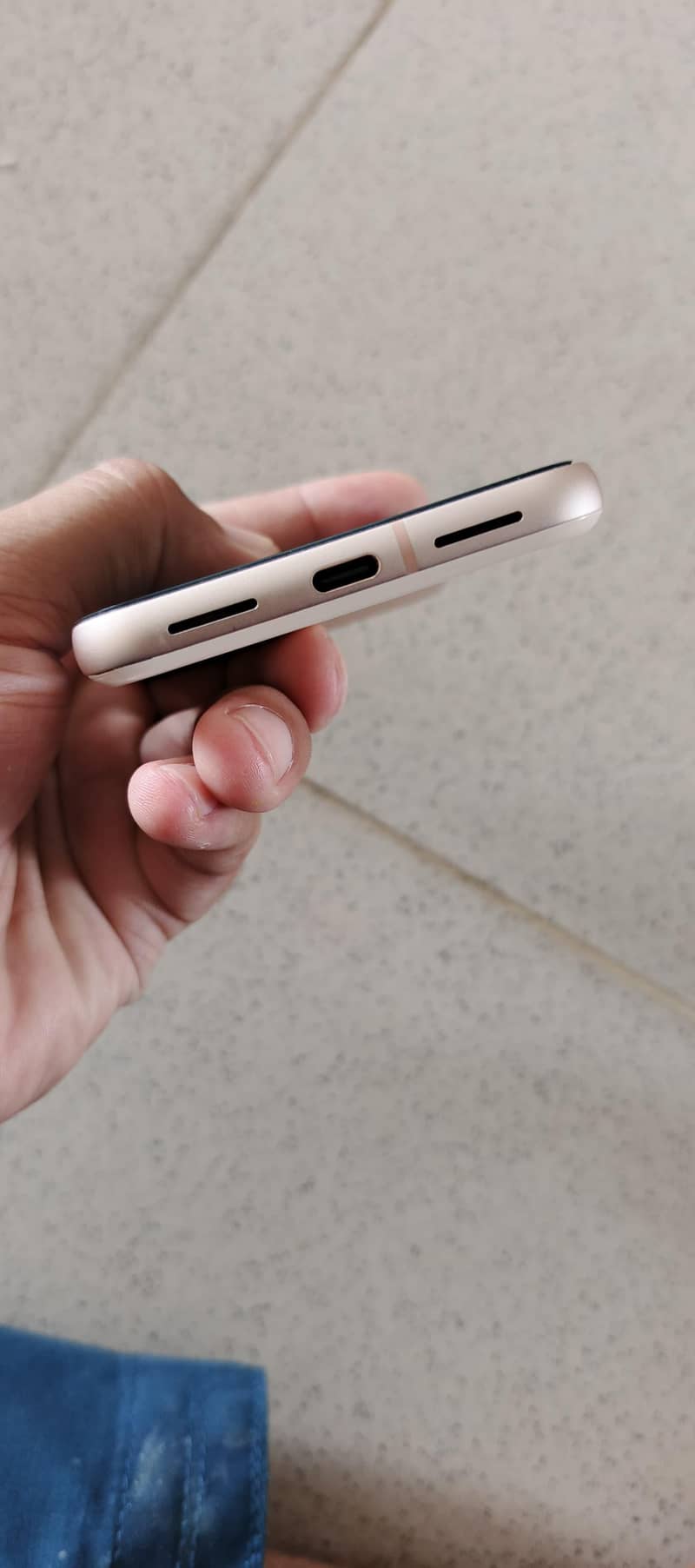 Google Pixel 8 3