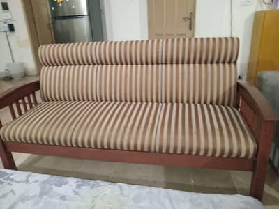 Durable wooden 5 chairs Sofa set