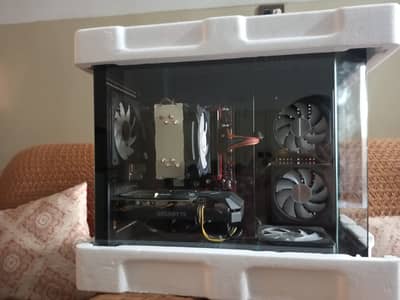 System : Ryzon 5 3600.  B-450 Gaming