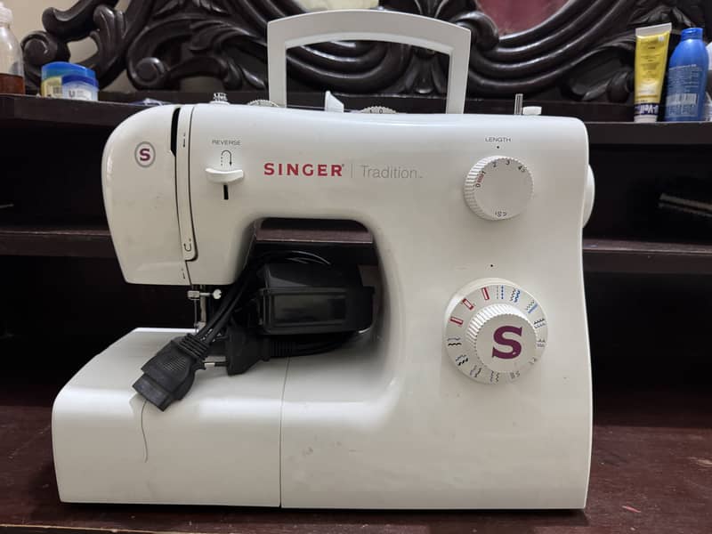 Singer sewing machine 0
