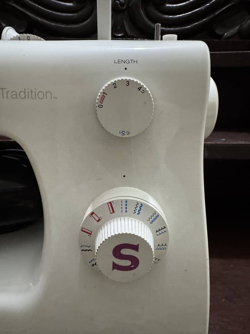 Singer sewing machine 1