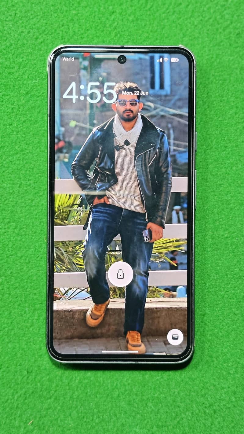 Google Pixel 8 0