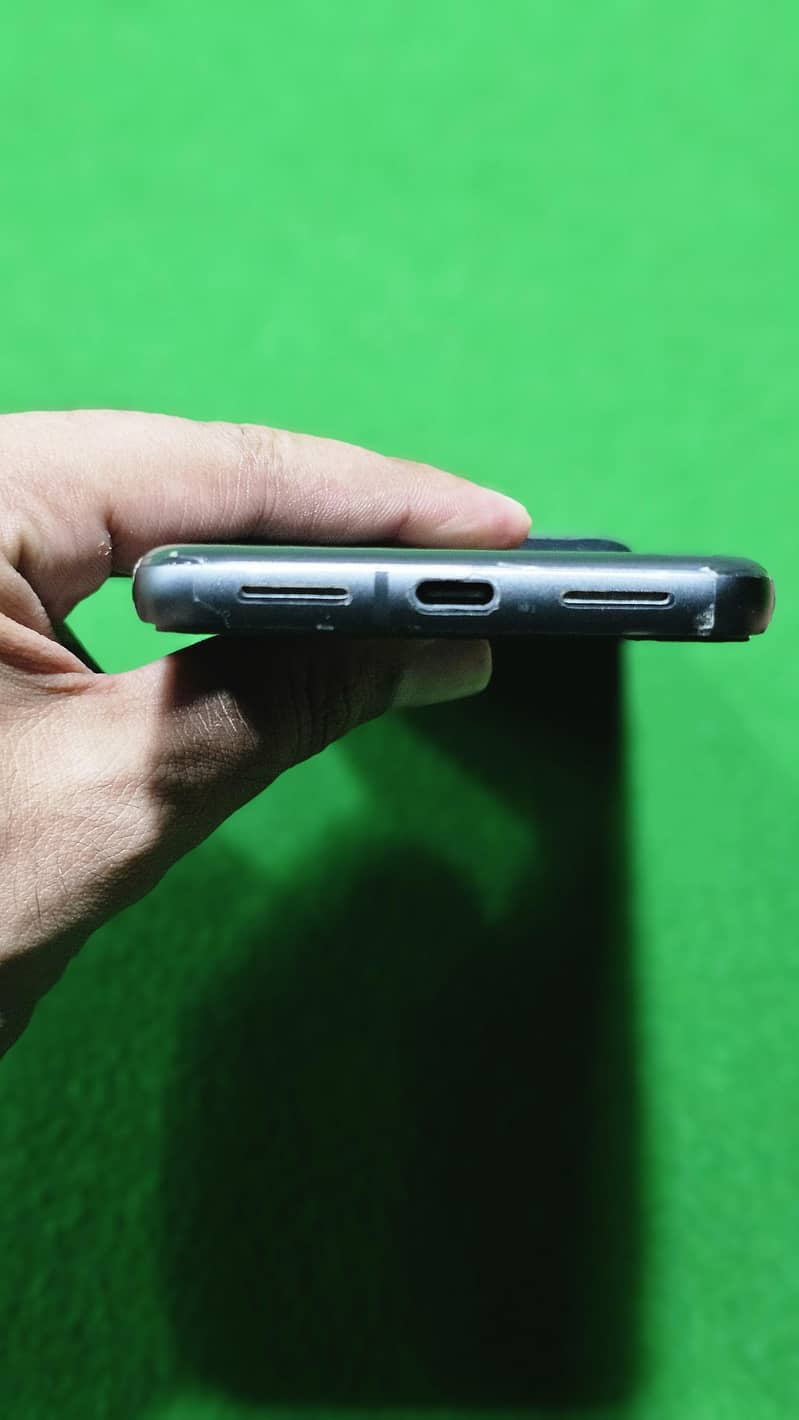 Google Pixel 8 2