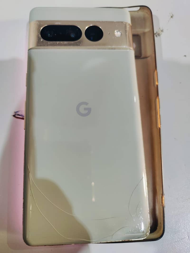 Google Pixel 7 Pro 4