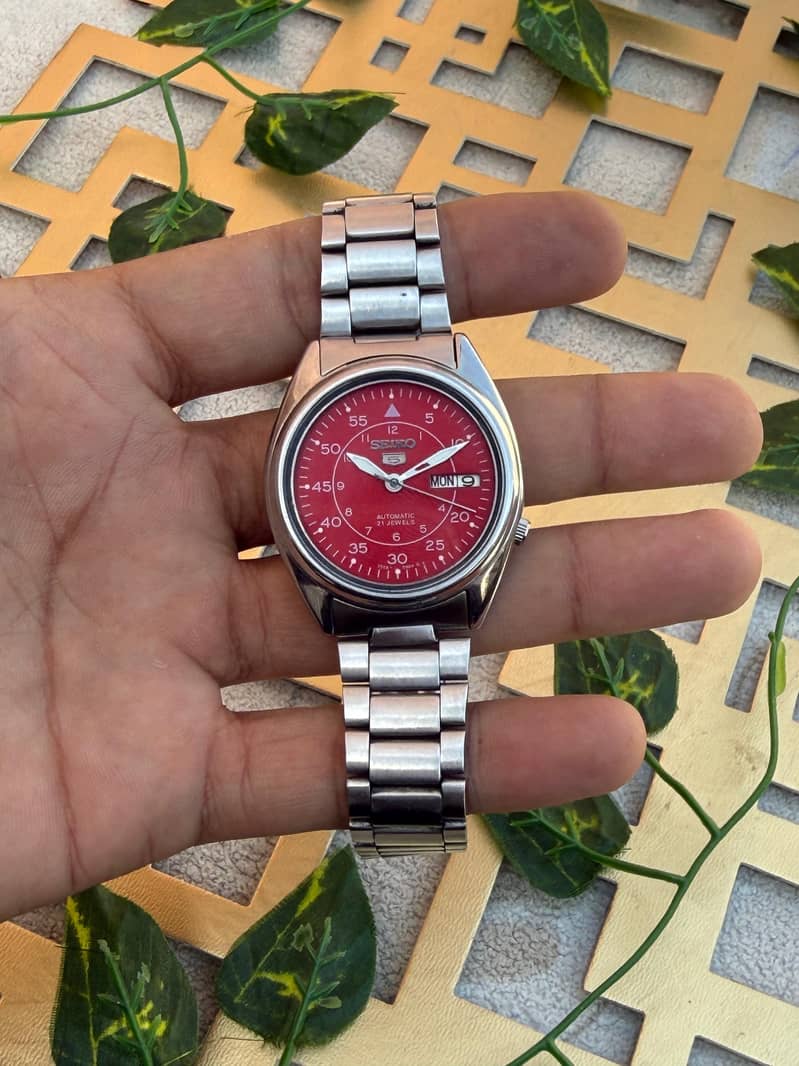 Seiko 5 Automatic 1