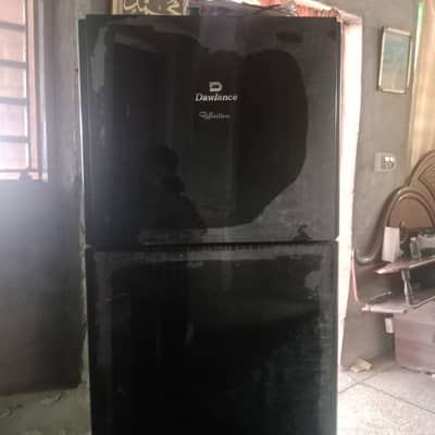 Dawalance fridge good condition what's number 03335985863