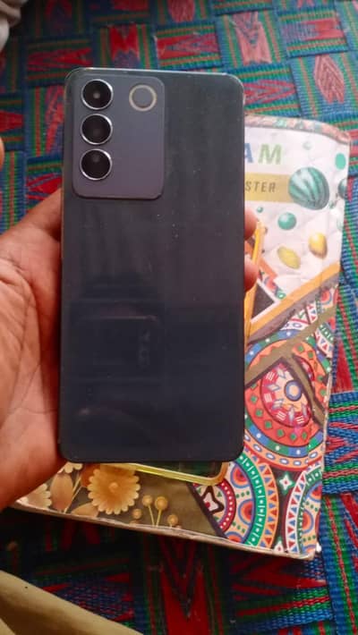 Vivo V27e