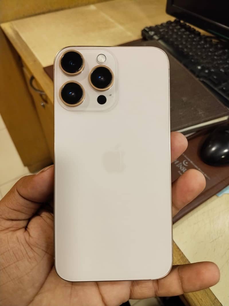 Apple iPhone 11 3