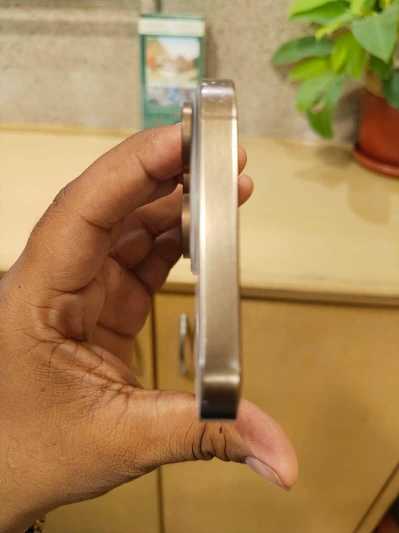 Apple iPhone 11 7