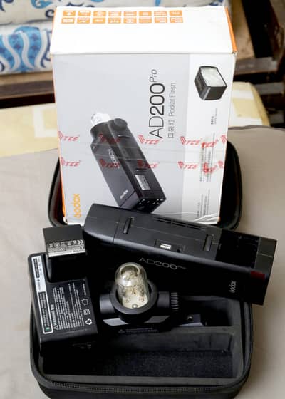 Godox AD200 Pro II Flash Strobe,HSS Pocket Camera Monolight 200Ws 580