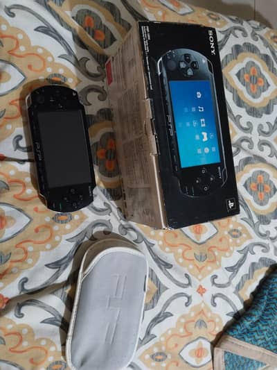 selling mint condition PSP for cheap
