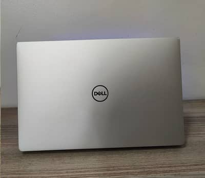 DELL XPS 13 7390 Intel Core i7  16/512GB  4k Resolution & Touch Screen