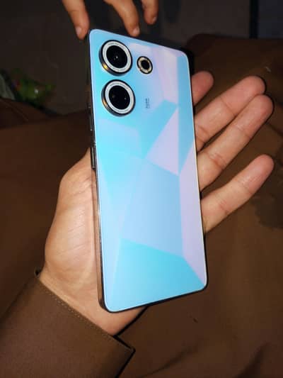 Tecno CAMON 20