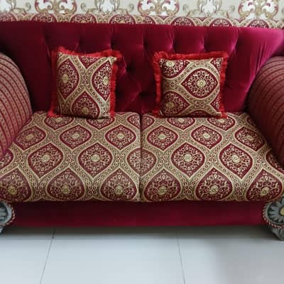Urgent sofa set for sale