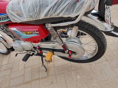 Honda 125 Red Color Good Condition