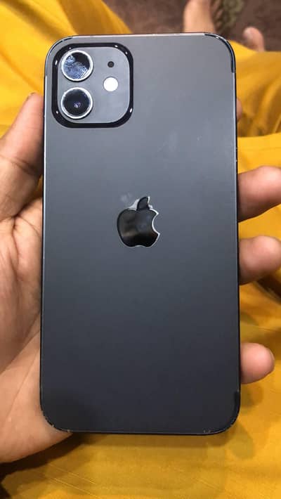 Apple iPhone 12