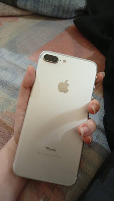 Apple iPhone 7