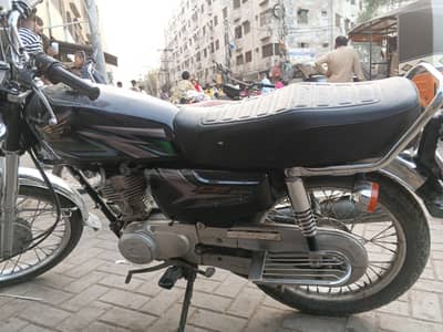 New condition documents all clear or koi Kam nhi haa bike me