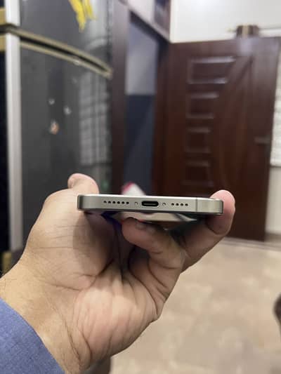 Iphone 15 Pro Max 10/10 All Orignal Garaanti PTA