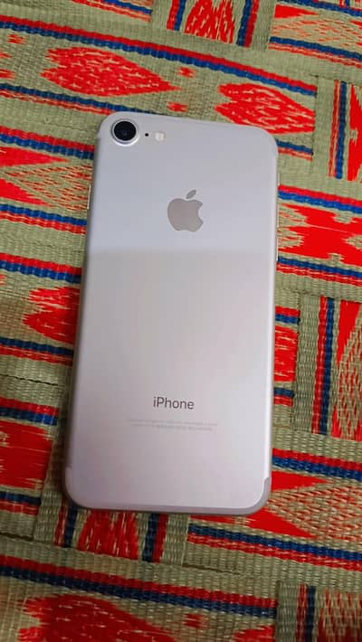 Apple iPhone 7