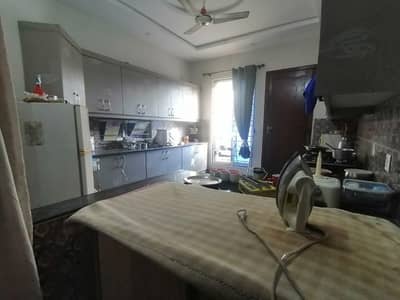 10 Marla House For Sale Hot Location Of Canal Road