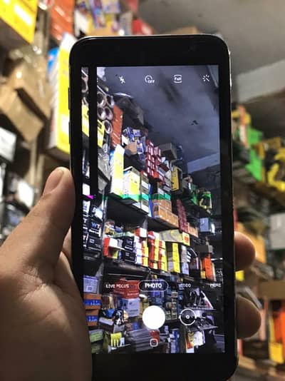 Samsung Mobile J6