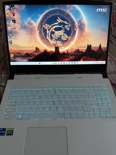 MSI Sword 15 i7 11 gen , RTX 3050Ti, 16 gb ram, 512ss+ 1 tb hd