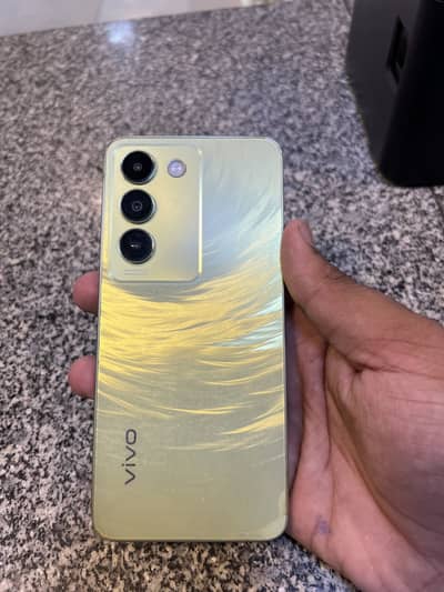 Vivo Y100 brand new scarchless phone