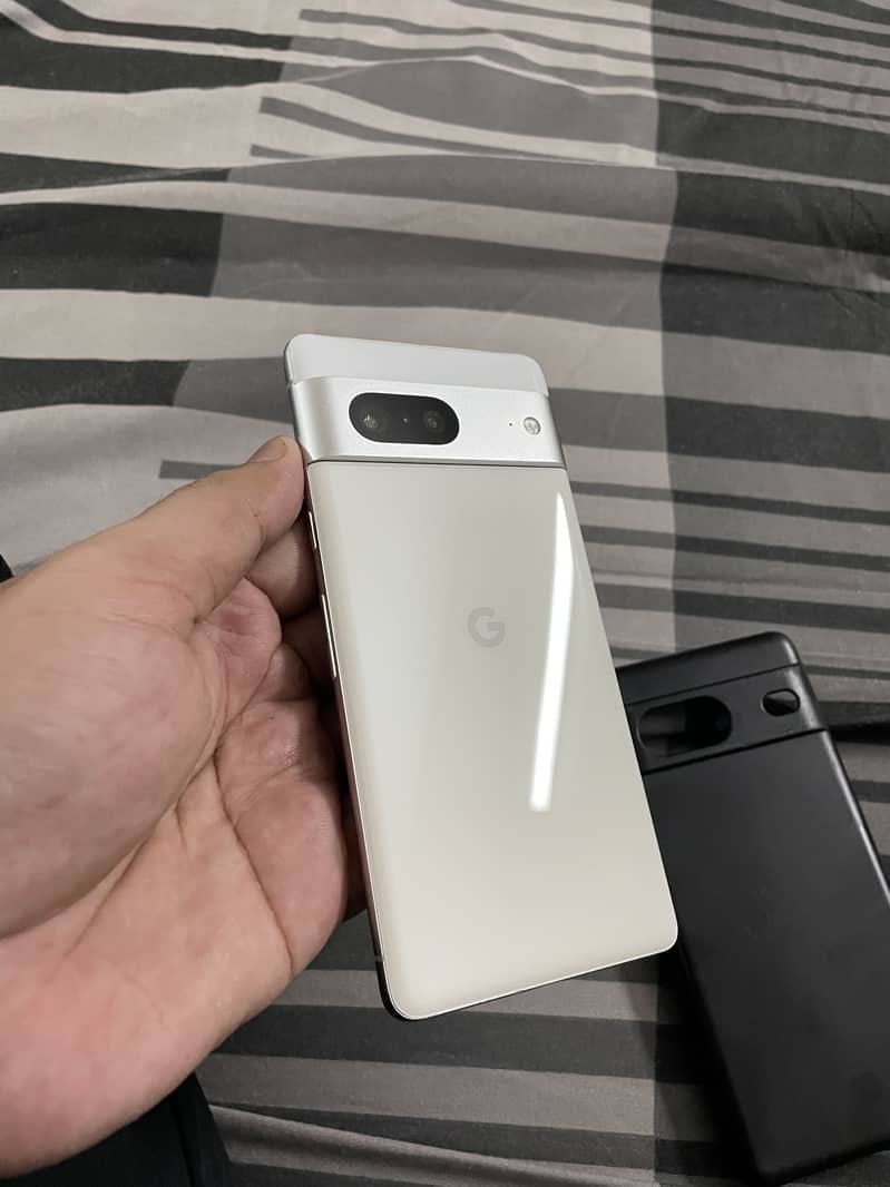 Google Pixel 7 10