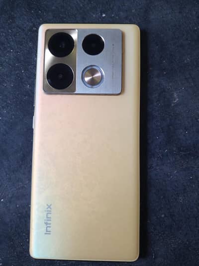 Infinix Note 40 Pro