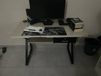 K-shaped office/gaming table