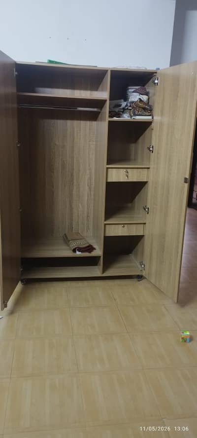 double door cupboard