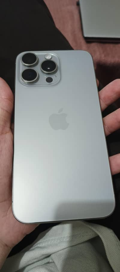 Apple iPhone 15 Pro Max