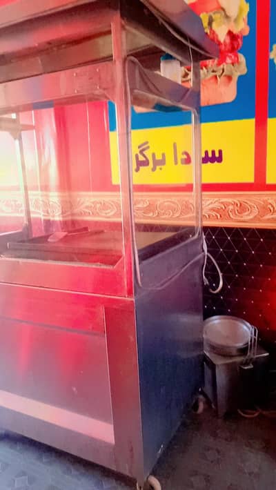 Burger and shawarma counter