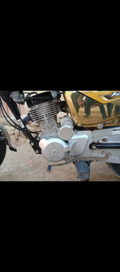 Honda CG 125s gold edition 2026