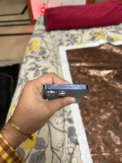 Apple iPhone 13 Pro