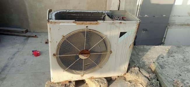 daikin outer only outer location Malir 15