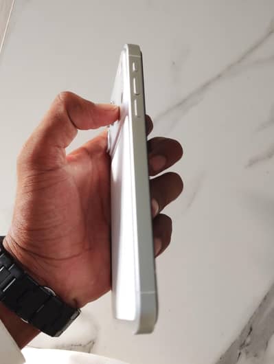 I phone 11 convert 17 pro