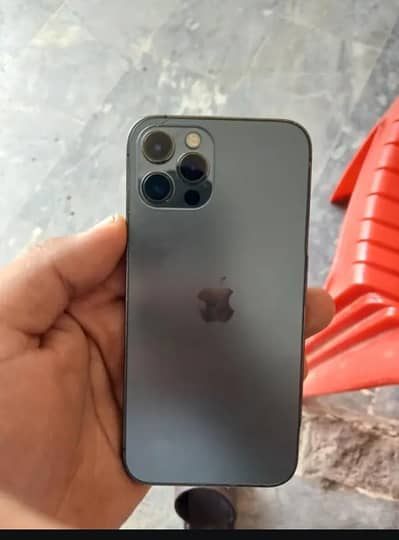 Apple iPhone 12 Pro