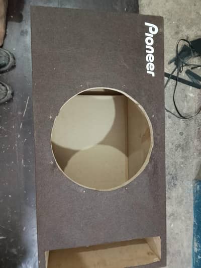 Subwoofer box tuned 37hz