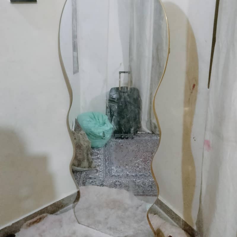 mirror 0