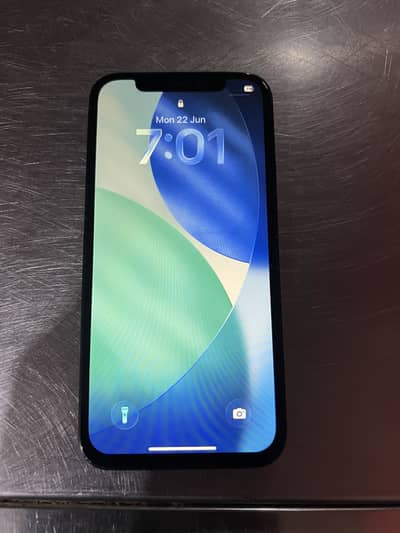 Apple iPhone 12