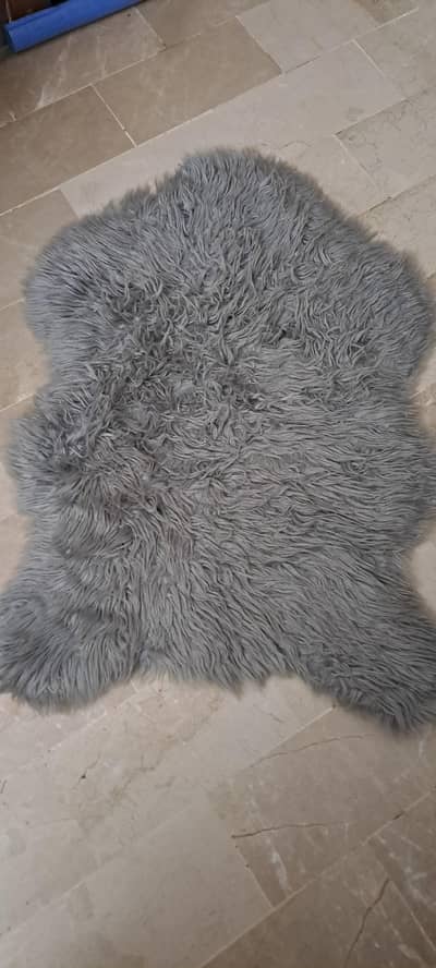 rugs in good condition