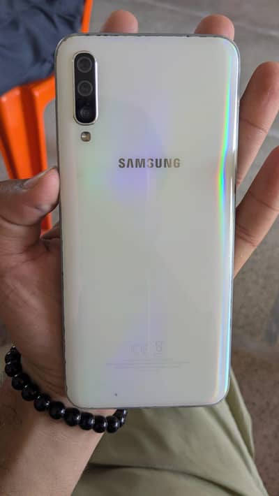 Samsung a50