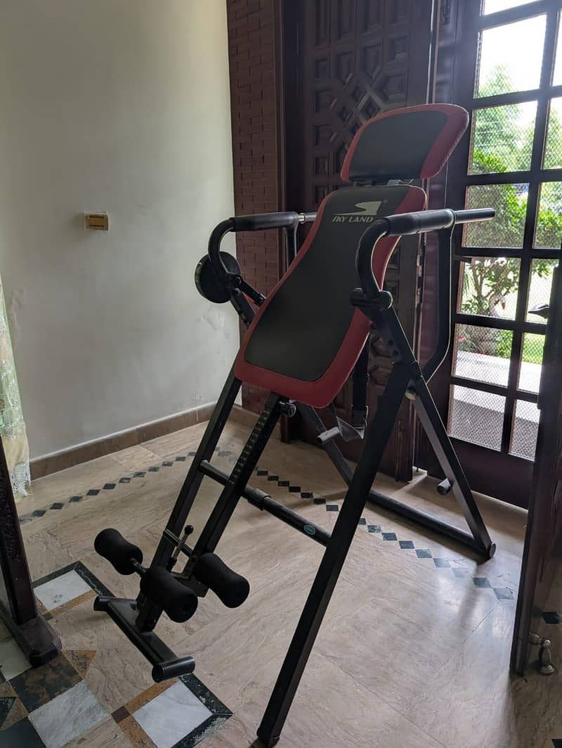 Foldable inversion table 0