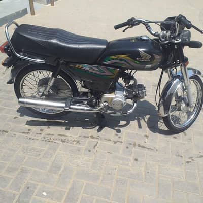 Honda CD70 for sale