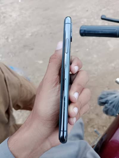 Apple iPhone X